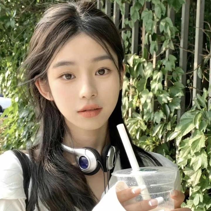 抓痕和乌鸦
